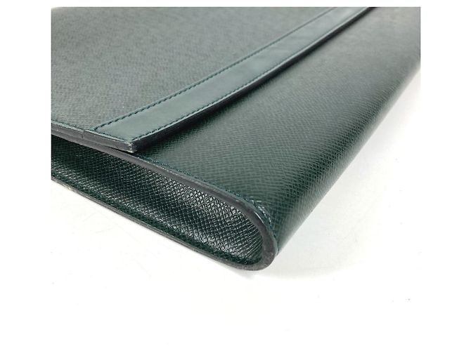 Borsa Volga Taiga Louis Vuitton Verde - vista 4
