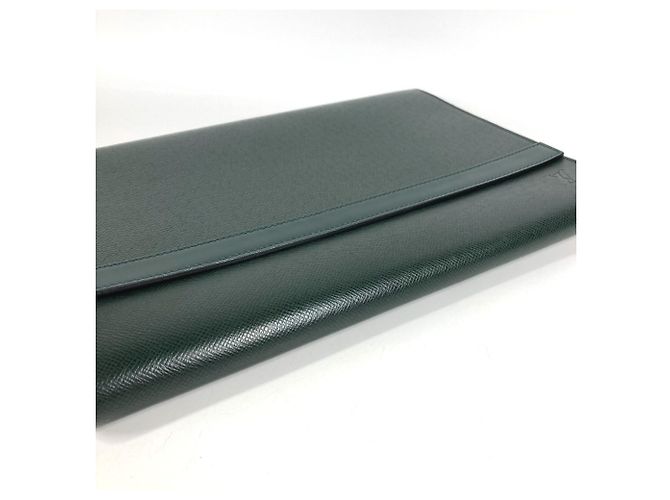 Borsa Volga Taiga Louis Vuitton Verde - vista 5