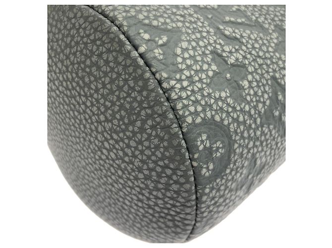 Pochette Louis Vuitton Chalk Grigio - vista 3