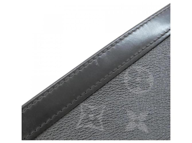 Borsa Louis Vuitton Monogram Eclipse Pochette Voyage MM Nero Monogramma - vista 4