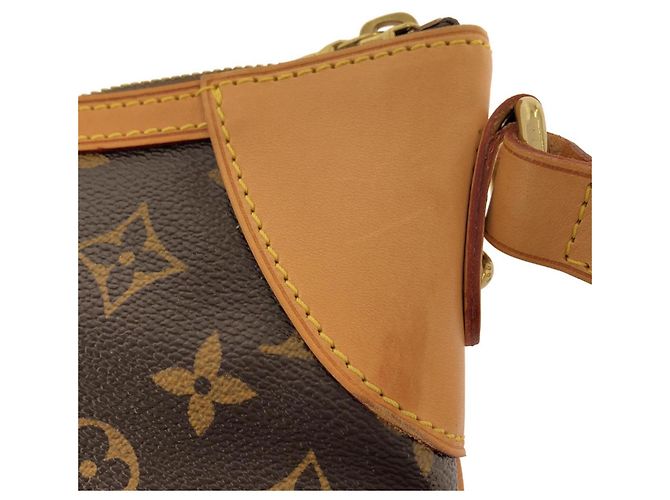 Borsa a tracolla Louis Vuitton Monogram Odeon MM Marrone Monogramma - vista 6