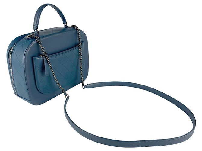 Borsa a tracolla in pelle blu indaco Chanel - vista 11