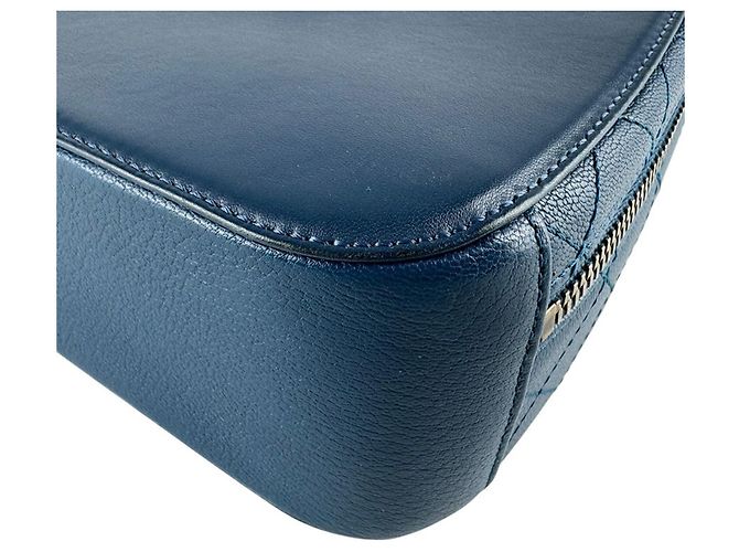 Borsa a tracolla in pelle blu indaco Chanel - vista 9