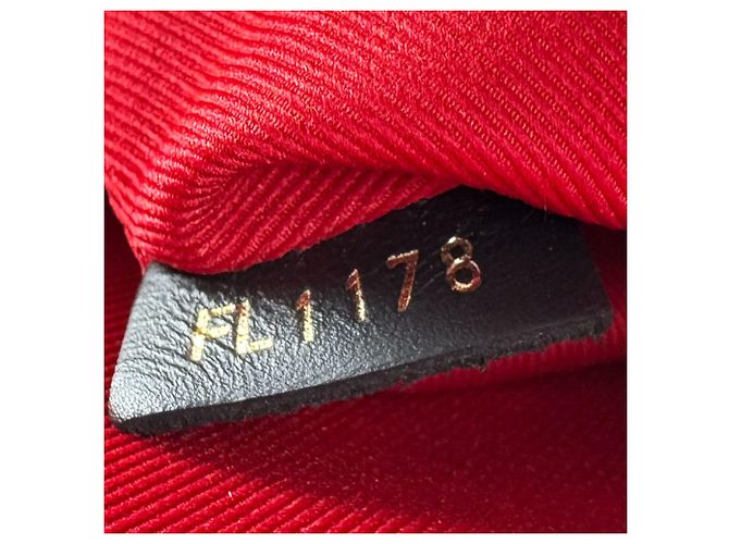 Borsa a tracolla Louis Vuitton Monogram Georges BB in tela Rosso Monogramma - vista 12