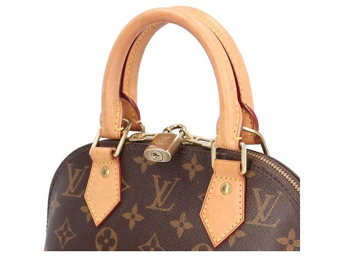 Bolso de hombro Louis Vuitton Alma BB Monogram Castaño - vista 11