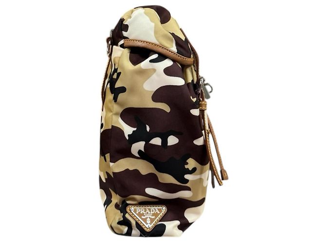 Borsa a tracolla in nylon Prada marrone mimetico - vista 5