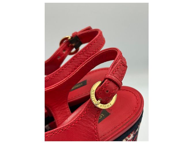 Louis Vuitton Sandali Zeppa in Pelle Rossa e Tweed Taglia 37 Bianco Rosso Blu navy - vista 10