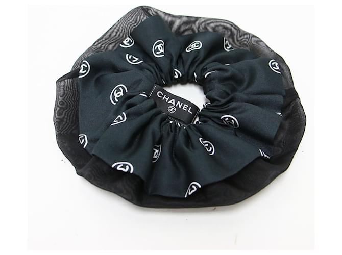 Scrunchie in seta Chanel nero - vista 3