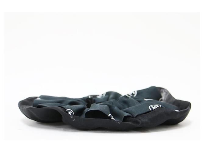 Scrunchie in seta Chanel nero - vista 4