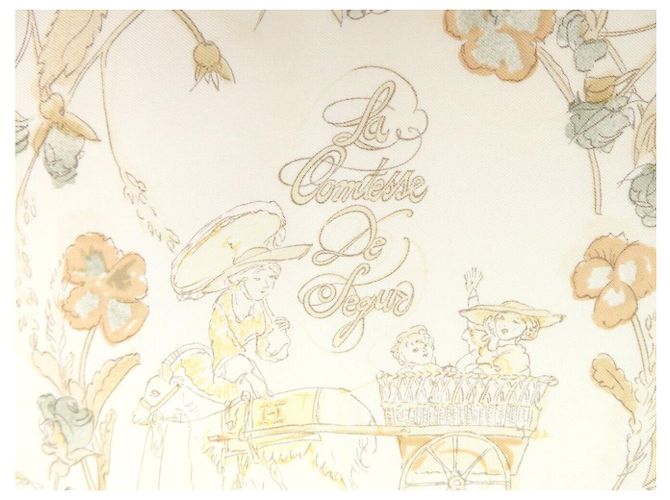 Hermès FULAR VINTAGE HERMES LA COMTESSE DE SEGUR 1ª EDIZIONE 1982 CARRE 90 SETA Beige - vista 7