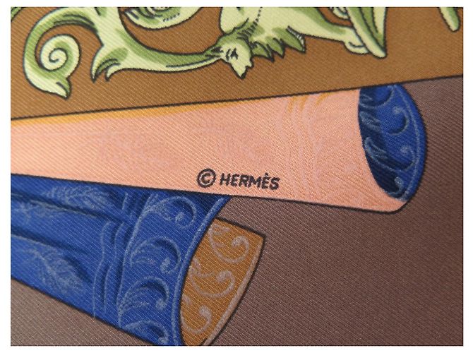 Hermès FULAR VINTAGE HERMES L'ATLANTIDE ANNIE FAIVRE CARRÉ 90 SETA MARRONE - vista 7