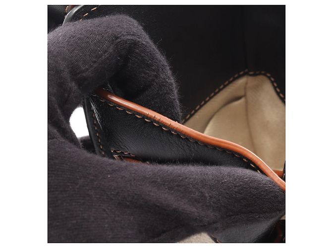 Borsa a 2 modi Hammock Mini in pelle Loewe Marrone Beige - vista 8