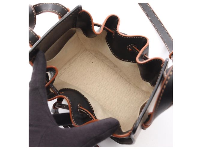 Borsa a 2 modi Hammock Mini in pelle Loewe Marrone Beige - vista 9