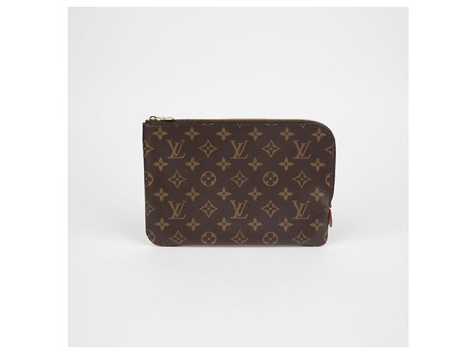 Louis Vuitton Clutch Etyu Boyajou Pm Bianco - vista 2