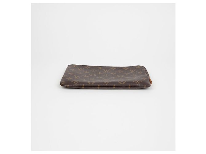 Louis Vuitton Clutch Etyu Boyajou Pm Bianco - vista 6