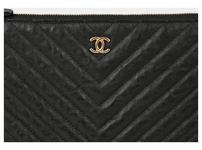 Chanel Clutch Caviar Classic New Medium Nero - vista 3