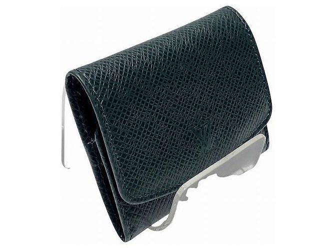 Louis Vuitton Custodia per gemelli in pelle Taiga Verde - vista 5