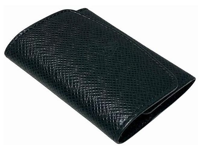 Louis Vuitton Custodia per gemelli in pelle Taiga Verde - vista 8