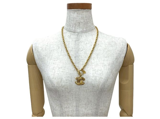 Timeless Collar Chanel Coco Mark Dorado - vista 2
