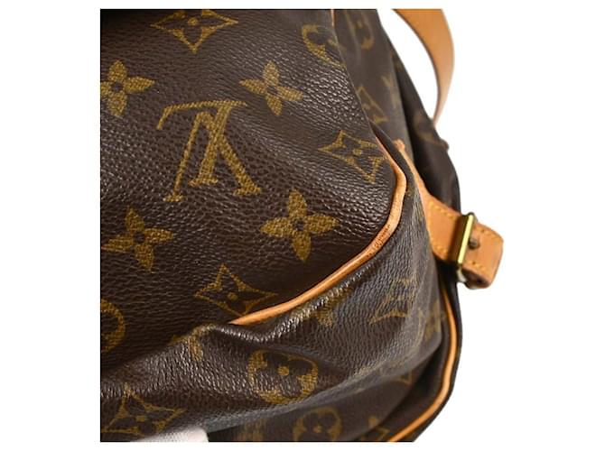 Louis Vuitton Saumur Monogram Canvas 35 Marrone - vista 7