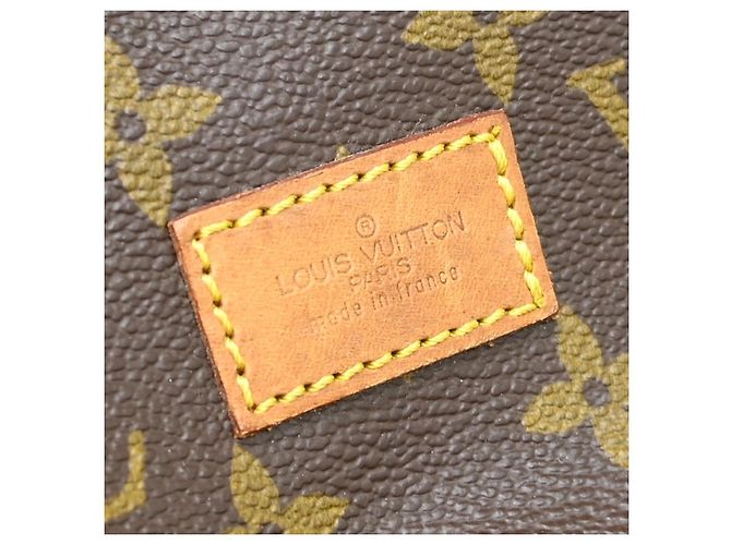 Louis Vuitton Saumur Monogram Canvas 35 Marrone - vista 4