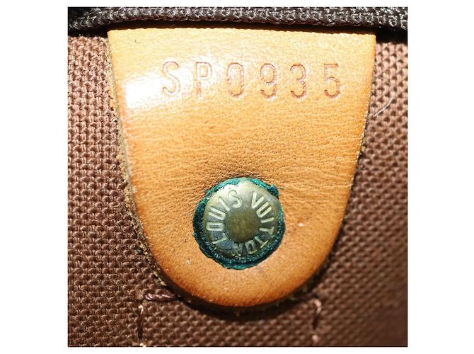 Bolso Louis Vuitton Keepall Monogram Canvas 55 Castaño - vista 7