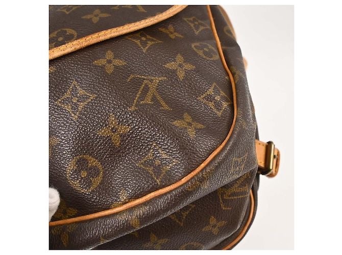 Louis Vuitton Saumur Monogram Canvas 35 Marrone - vista 6