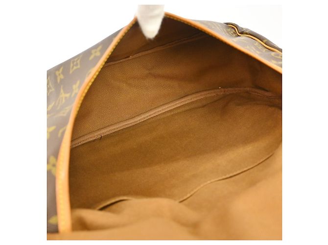 Louis Vuitton Saumur Monogram Canvas 35 Marrone - vista 3
