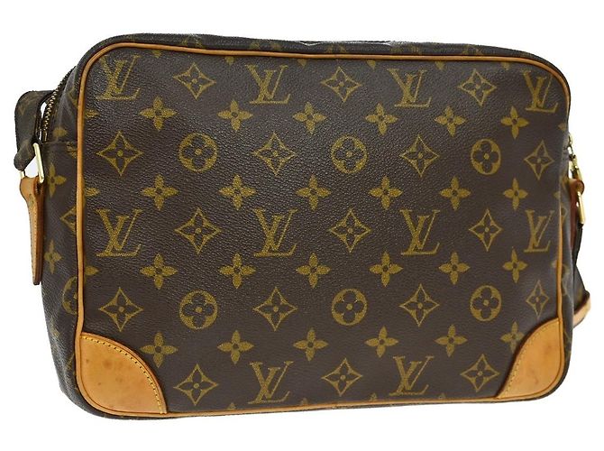 Louis Vuitton Nil Messenger Monogram Canvas 28 Marrone - vista 2