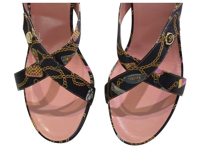Mule Gucci Vintage in Seta con Stampa a Catena Nero Rosa D'oro - vista 10