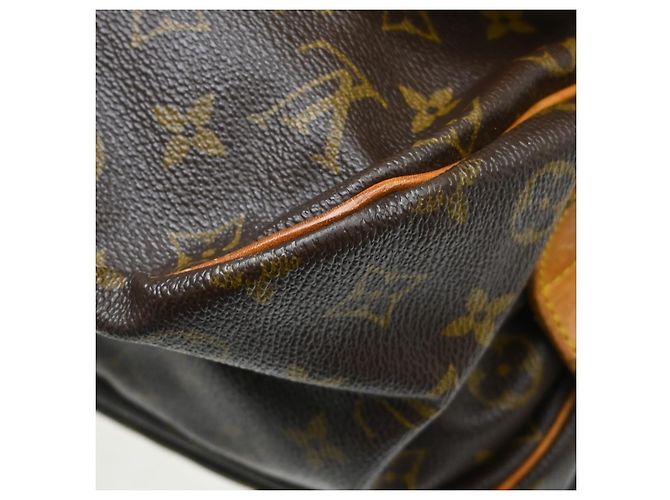 Louis Vuitton Saumur Monogram Canvas 35 Marrone - vista 7