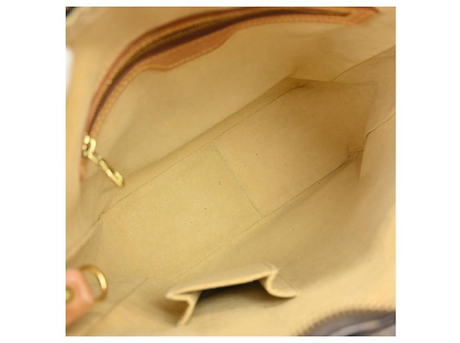 Louis Vuitton Looping Monogram Canvas GM Marrom - vista 3