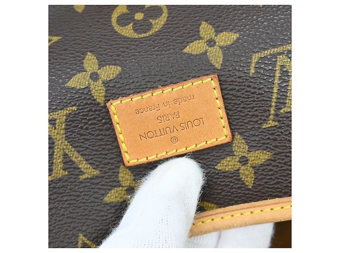 Louis Vuitton Saumur Monogram Canvas 35 Marrone - vista 4