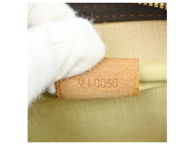 Louis Vuitton Deauville Monogram Canvas 34 Castaño - vista 5