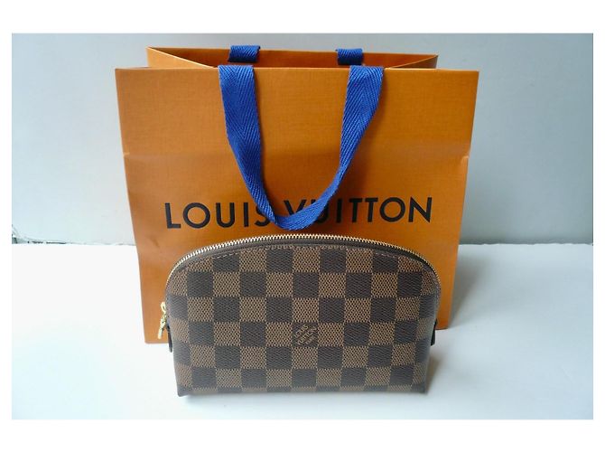 Louis Vuitton Pochette Cosmétique Damier Ébène N47516 Marrone - vista 2