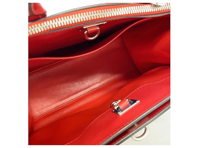 Borsa Louis Vuitton City Steamer PM Rosso - vista 4
