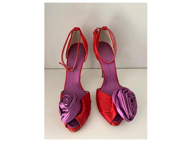 Sandali Giuseppe Zanotti in raso rosso con dettaglio floreale Porpora - vista 2