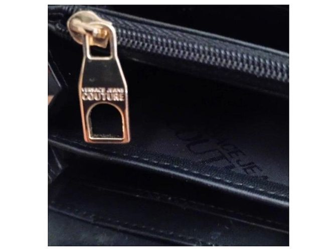 Versace Jeans Couture Cartera Zip Estampado Barroco Negro Blanco Dorado - vista 6