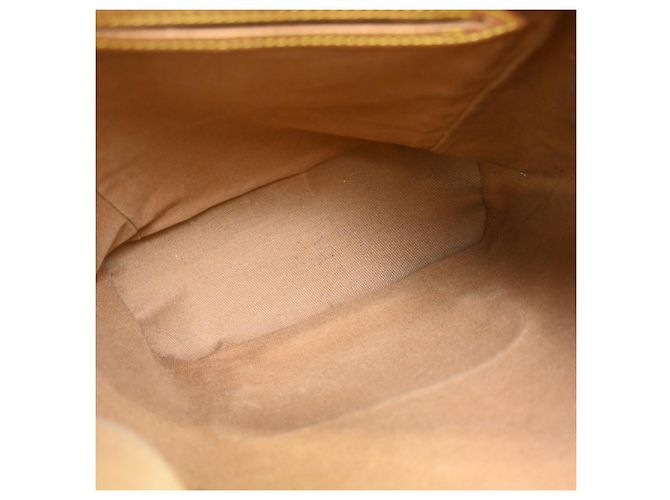 Louis Vuitton Montsouris Monogram Canvas MM Marrone - vista 3