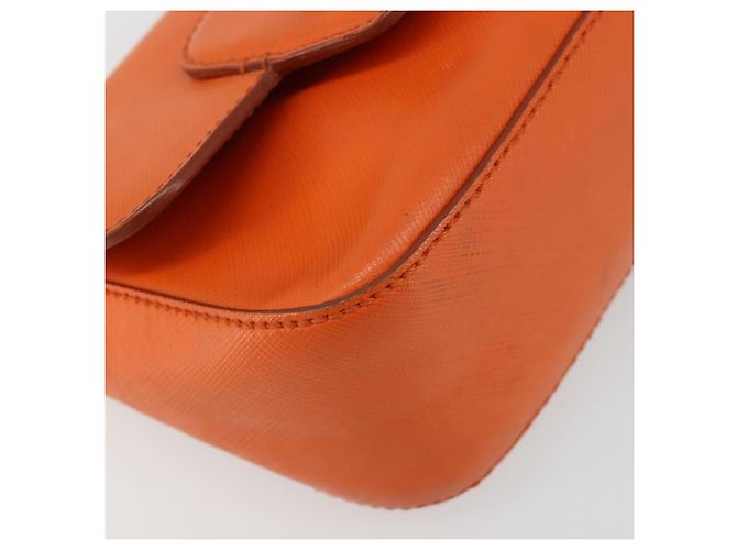 Borsa a tracolla Salvatore Ferragamo Gancini in catena di pelle arancione e oro Auth 185560 - vista 16