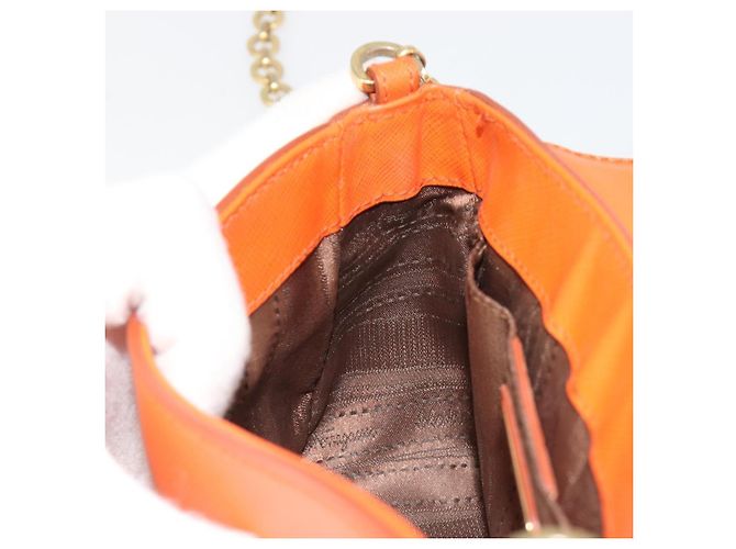 Borsa a tracolla Salvatore Ferragamo Gancini in catena di pelle arancione e oro Auth 185560 - vista 23