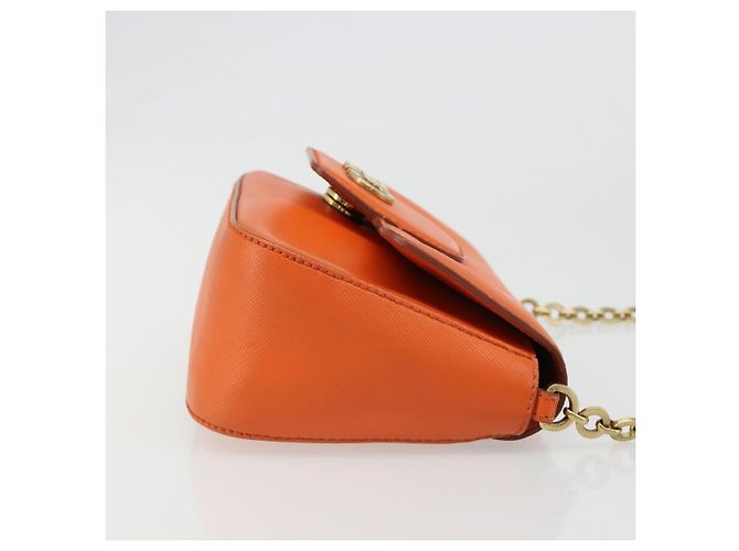 Borsa a tracolla Salvatore Ferragamo Gancini in catena di pelle arancione e oro Auth 185560 - vista 3