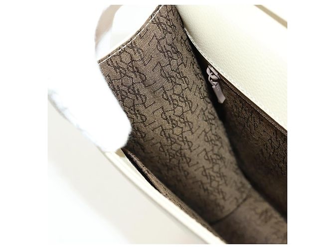 Bolsa de Ombro SAINT LAURENT YSL em Couro Marfim Ouro Auth am11905V Dourado Cru - vista 25