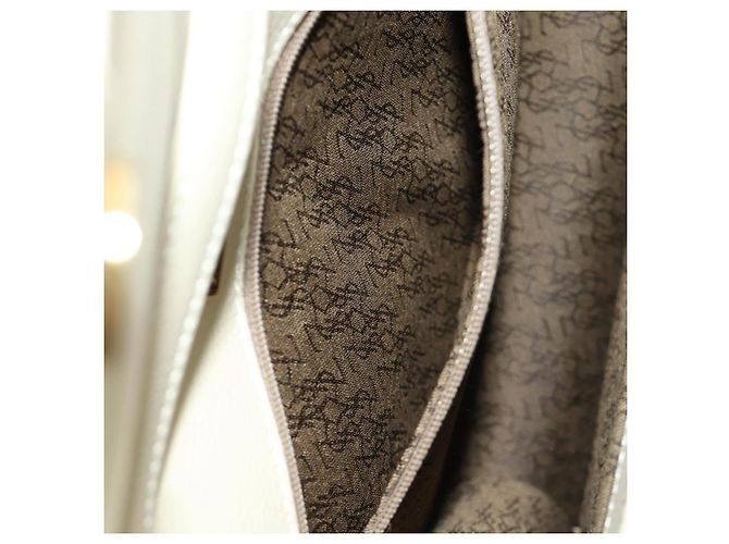 Bolsa de Ombro SAINT LAURENT YSL em Couro Marfim Ouro Auth am11905V Dourado Cru - vista 27