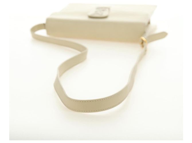 Bolsa de Ombro SAINT LAURENT YSL em Couro Marfim Ouro Auth am11905V Dourado Cru - vista 8
