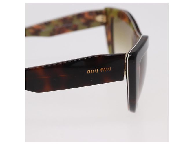 Gafas de sol Miu Miu de plástico Marrón Auth 186352M Castaño - vista 8