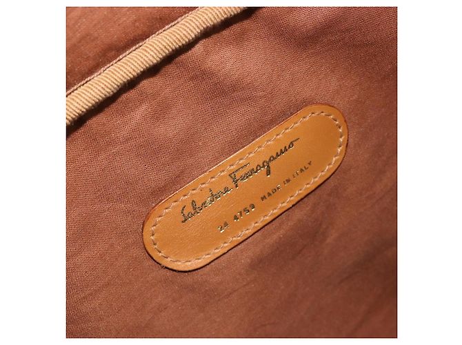 Borsa a tracolla Salvatore Ferragamo in tela verde e oro Auth BA13340A D'oro - vista 12