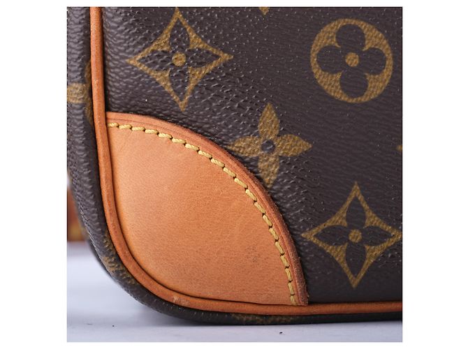 Borsa Nile GM in tela Monogram Louis Vuitton Marrone - vista 6