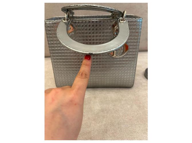 Borsa Lady Dior Mini in pelle argentata Argento - vista 12