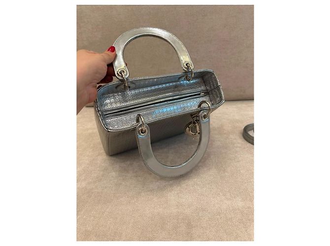 Borsa Lady Dior Mini in pelle argentata Argento - vista 7
